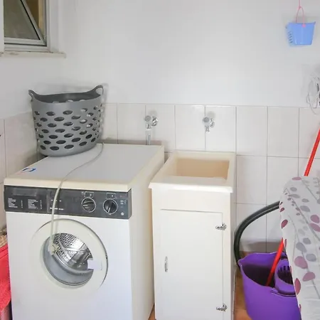 R. Das Caravelas Apartament *
